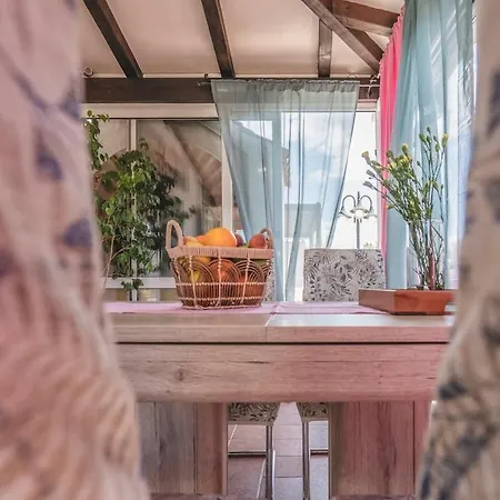 Vikendica Our Little House In Nature,