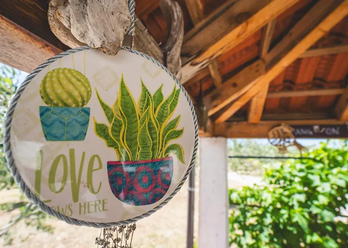 펜션 Our Little House In Nature, 시베니크