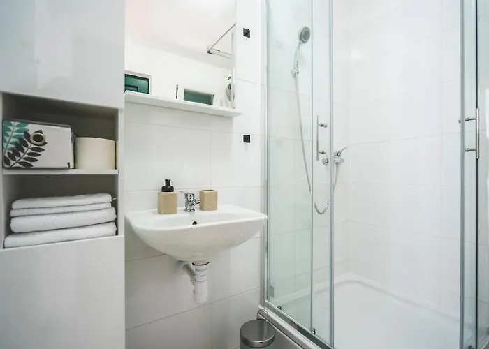 Our Little House In Nature, * 시베니크