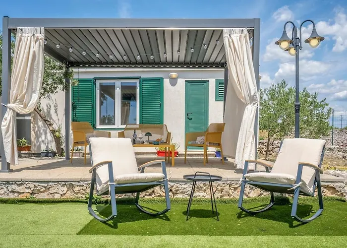 펜션 Our Little House In Nature, *